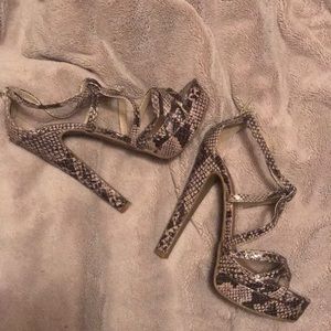 New Kardashian Kollection Snake Print Heels 9.5